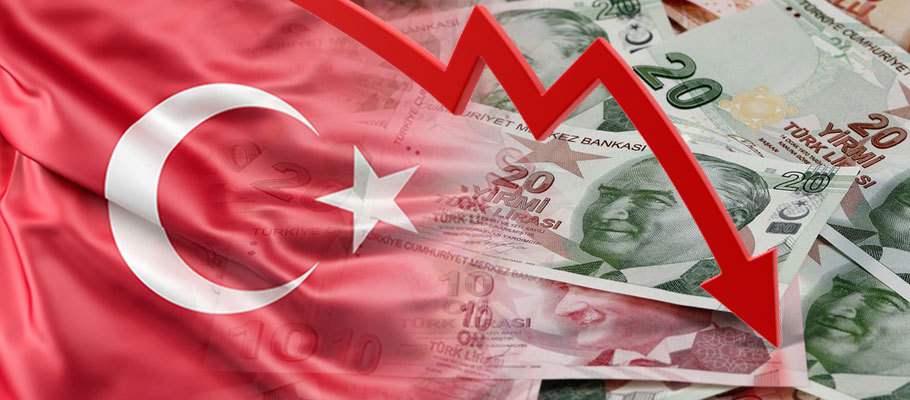Turkish Lira’s Crash Stokes Fears of Looming Economic Crisis